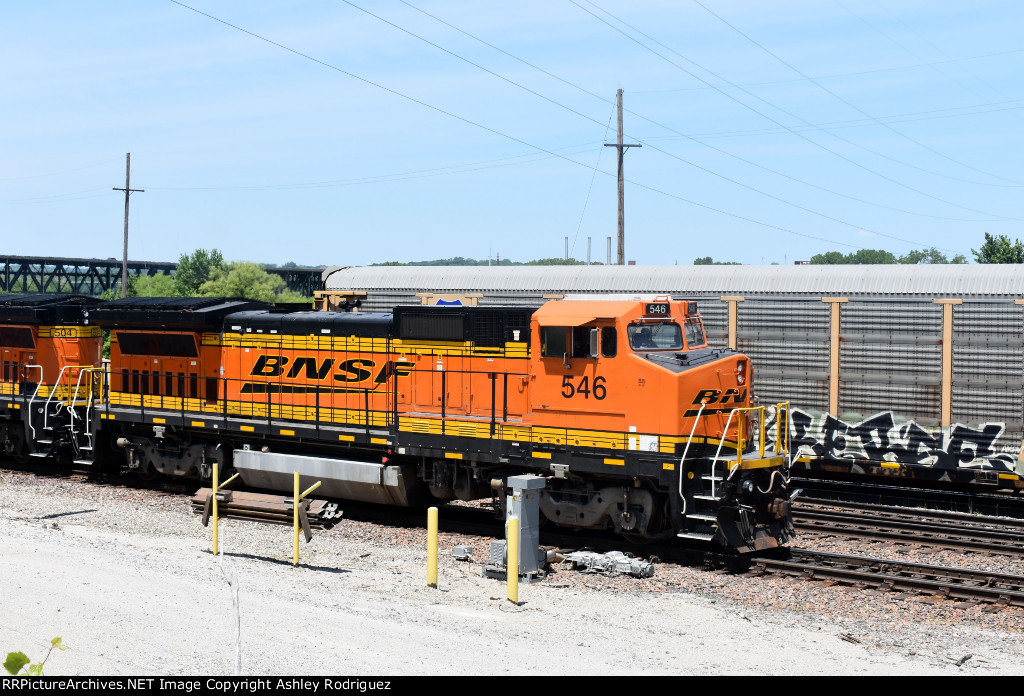 BNSF 546